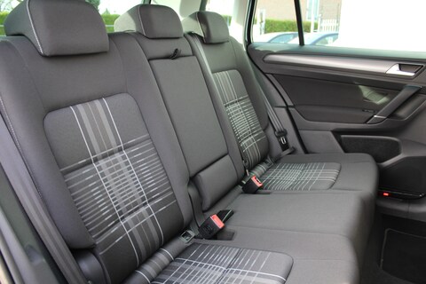 Volkswagen-Golf Sportsvan