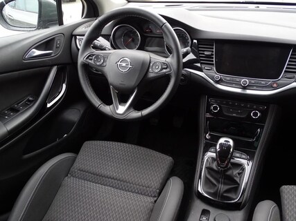 Opel-Astra