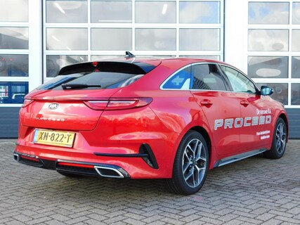 Kia-pro_cee'd