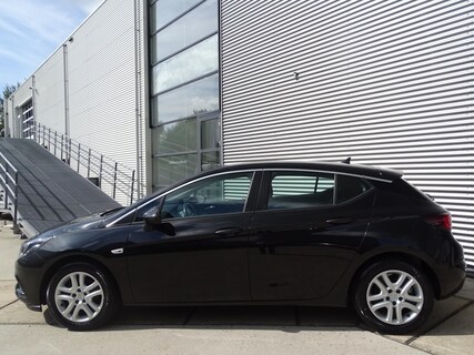 Opel-Astra