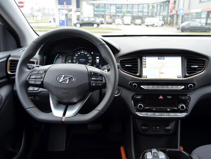 Hyundai-Ioniq
