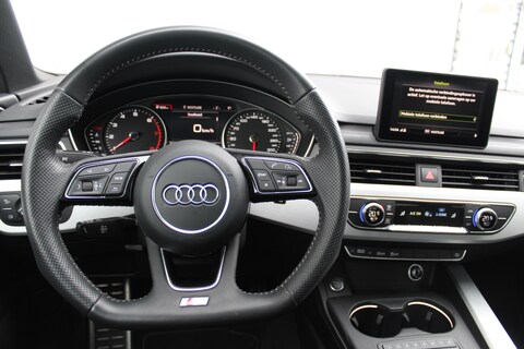 Audi-A4