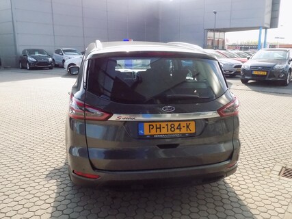 Ford-S-Max