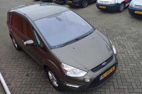Ford-S-Max