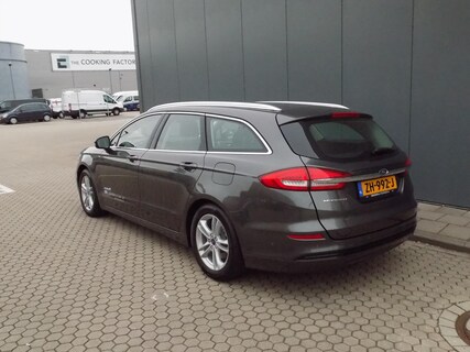 Ford-Mondeo
