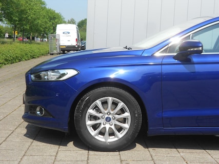 Ford-Mondeo