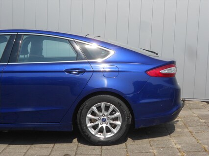 Ford-Mondeo