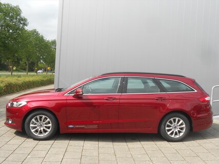 Ford-Mondeo