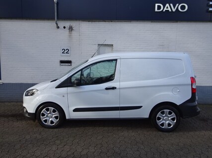 Ford-Transit Courier