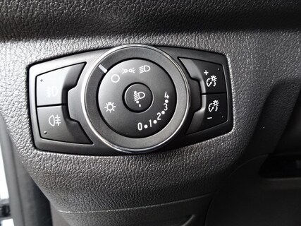 Ford-Transit Courier