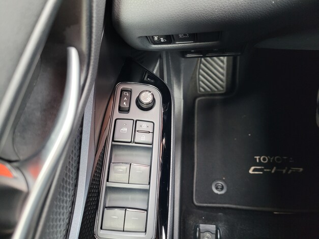 Toyota-C-HR