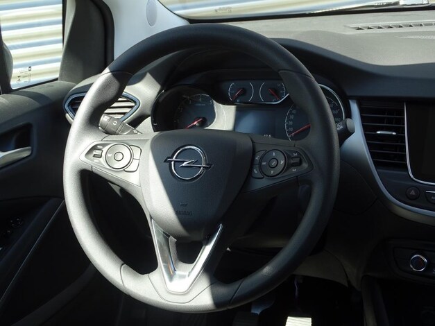 Opel-Crossland X