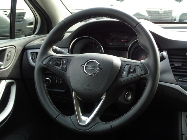 Opel-Astra