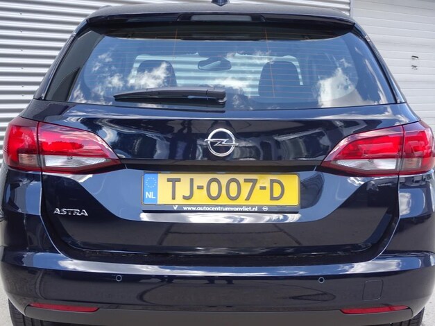 Opel-Astra
