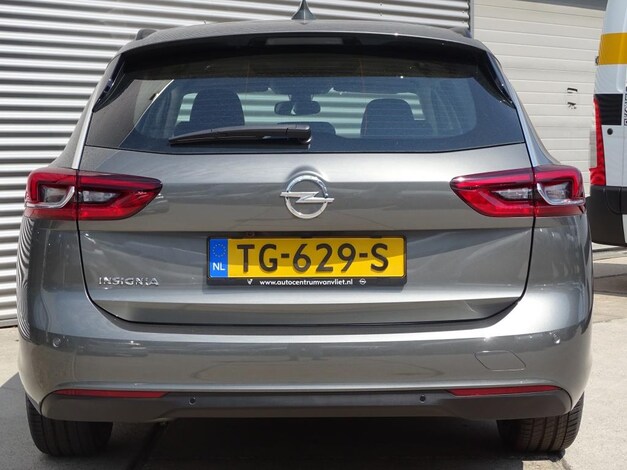 Opel-Insignia