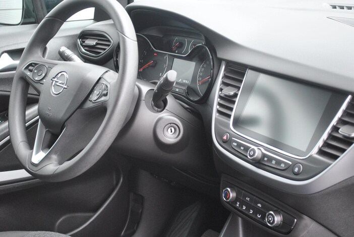 Opel-Crossland X