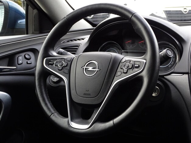 Opel-Insignia