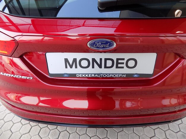 Ford-Mondeo