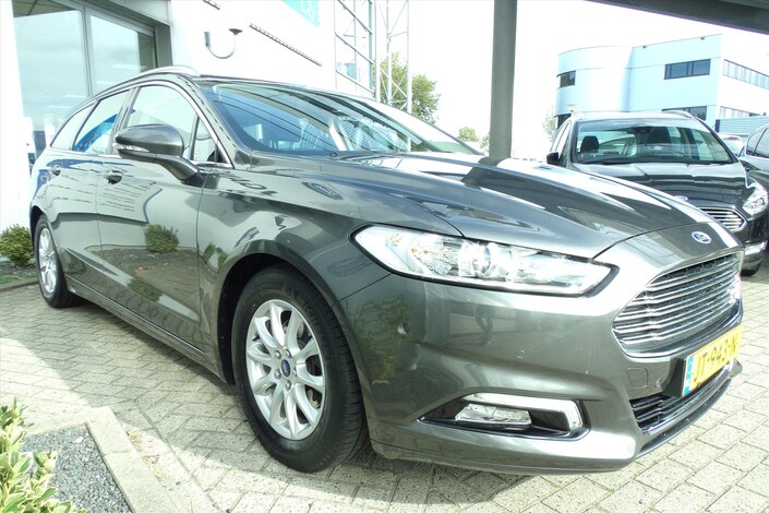 Ford-Mondeo