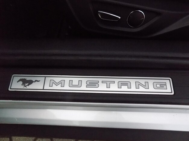 Ford-Mustang