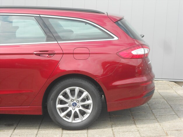 Ford-Mondeo