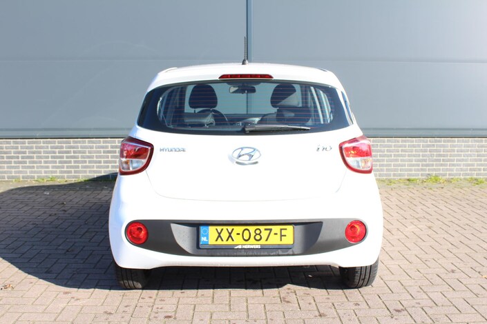 Hyundai-i10