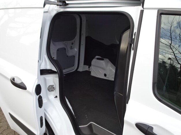 Ford-Transit Courier