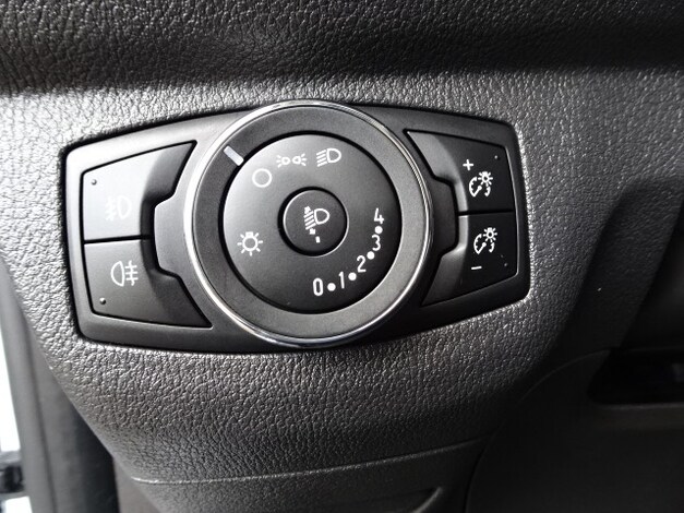 Ford-Transit Courier