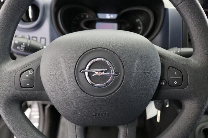 Opel-Vivaro