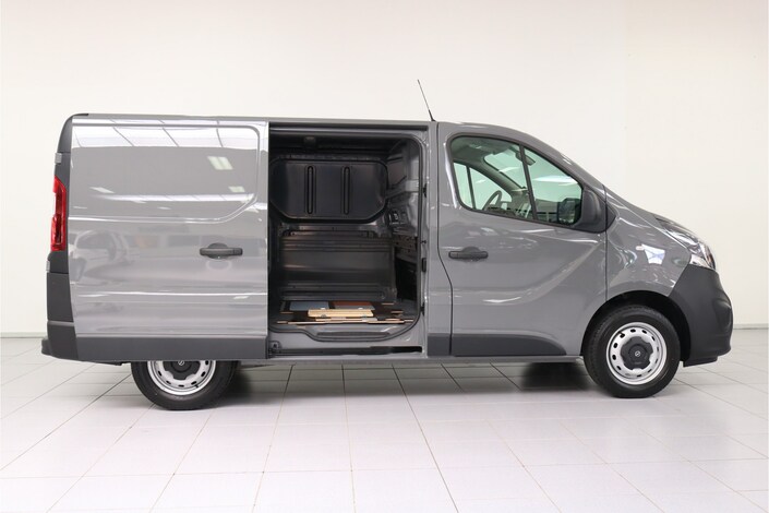 Opel-Vivaro